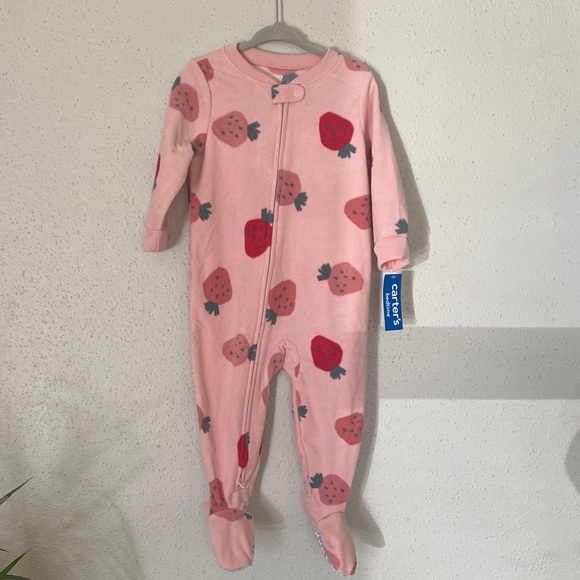 NWT Carter’s 18M Pink Strawberry Footed Pajamas 🍓 | Zip Up | OEKO-TEX - Picture 13 of 14